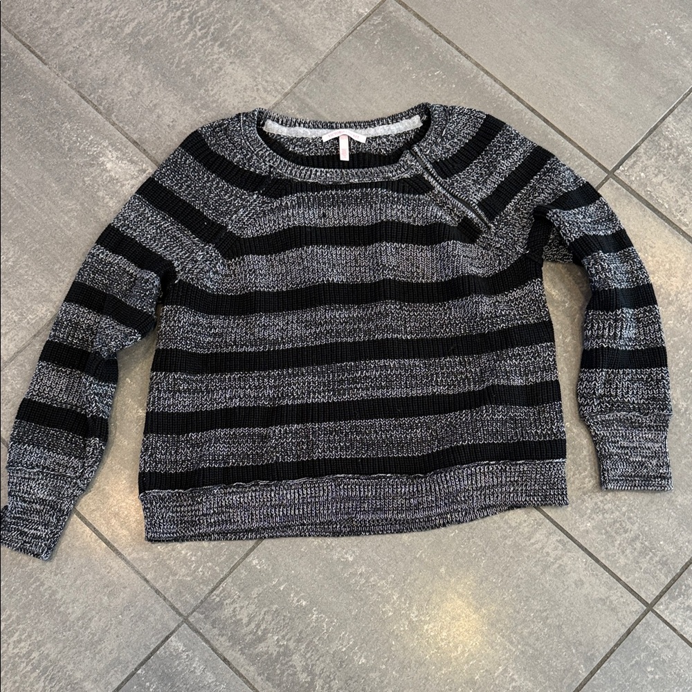 Victoria's Secret Black and Gray Moto Sweater Zipper Shoulder